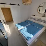 Apartment Przy Jeziorze